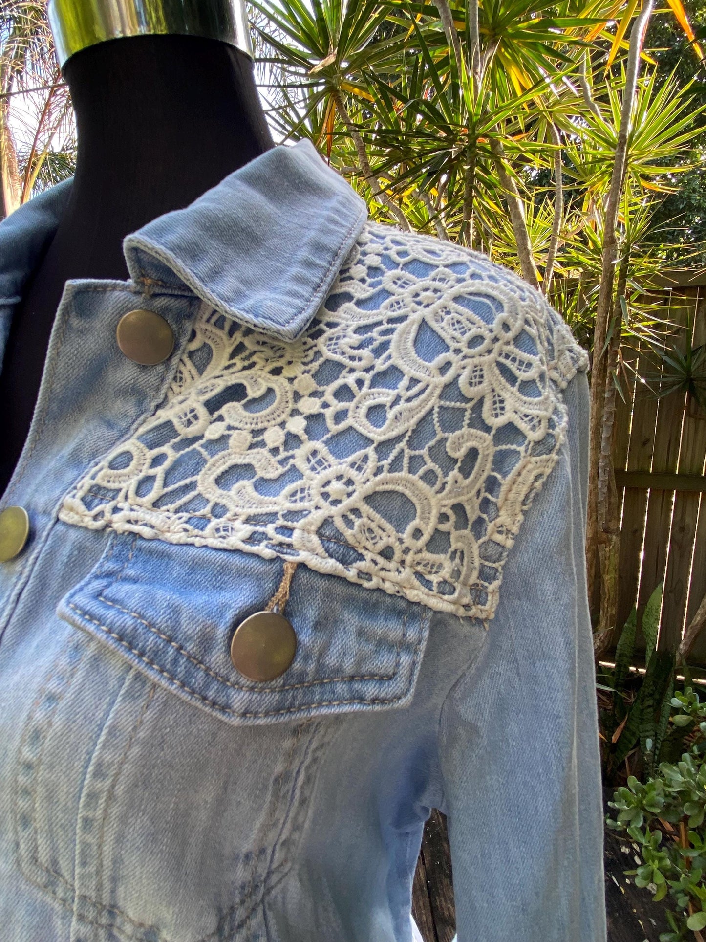 Reworked blue and white denim lace up back duster jacket - size Large