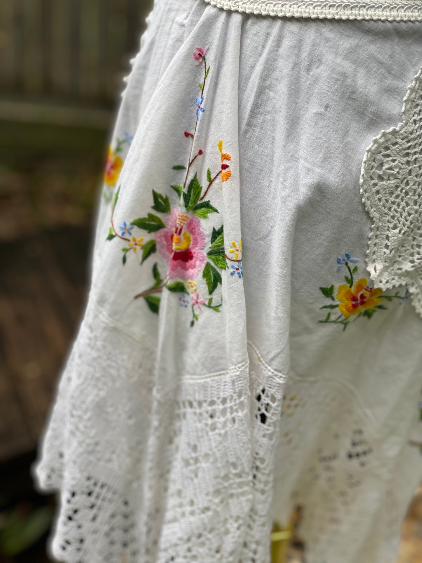 Reworked white embroidered flowy fairy skirt, size Large/XLarge