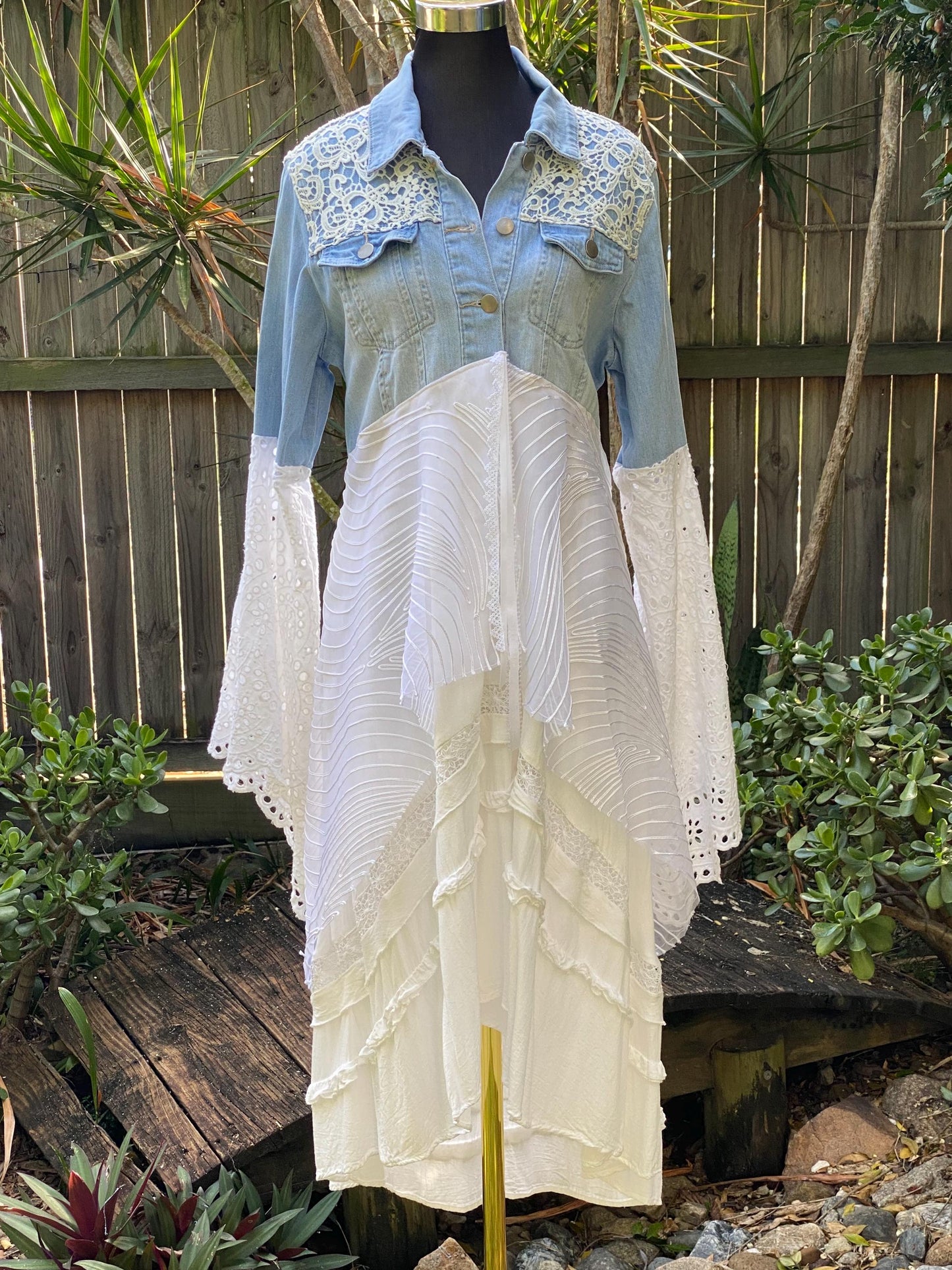 Reworked blue and white denim lace up back duster jacket - size Large