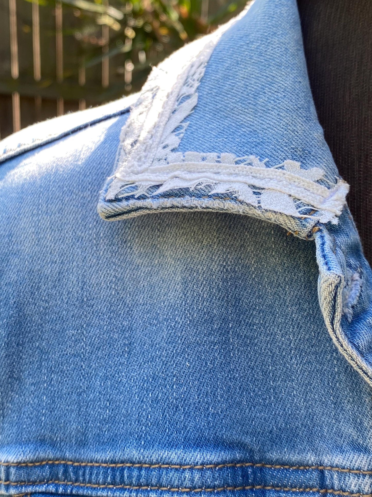 Reworked blue and white lace denim jacket - size Small