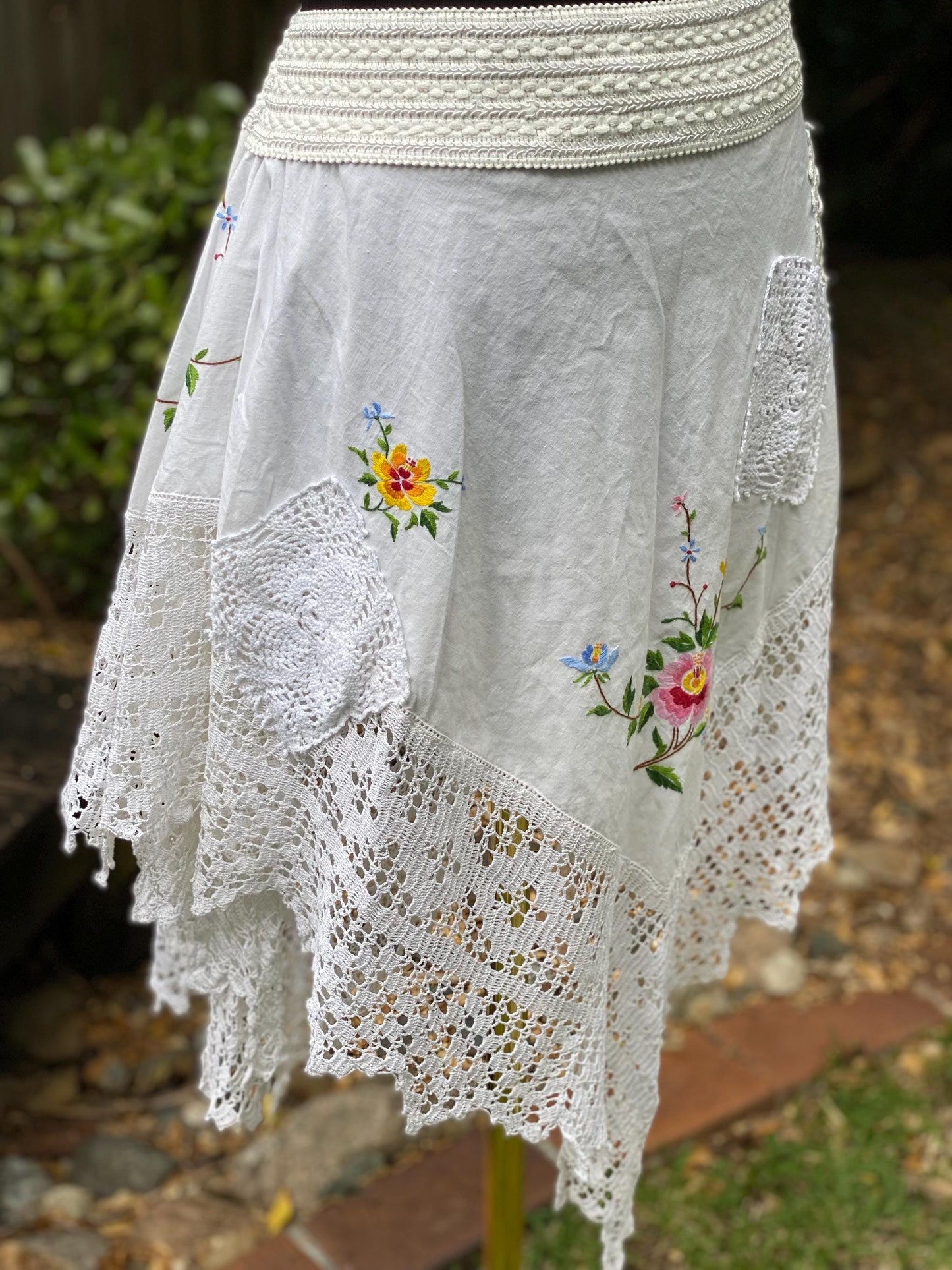 Reworked white embroidered flowy fairy skirt, size Large/XLarge