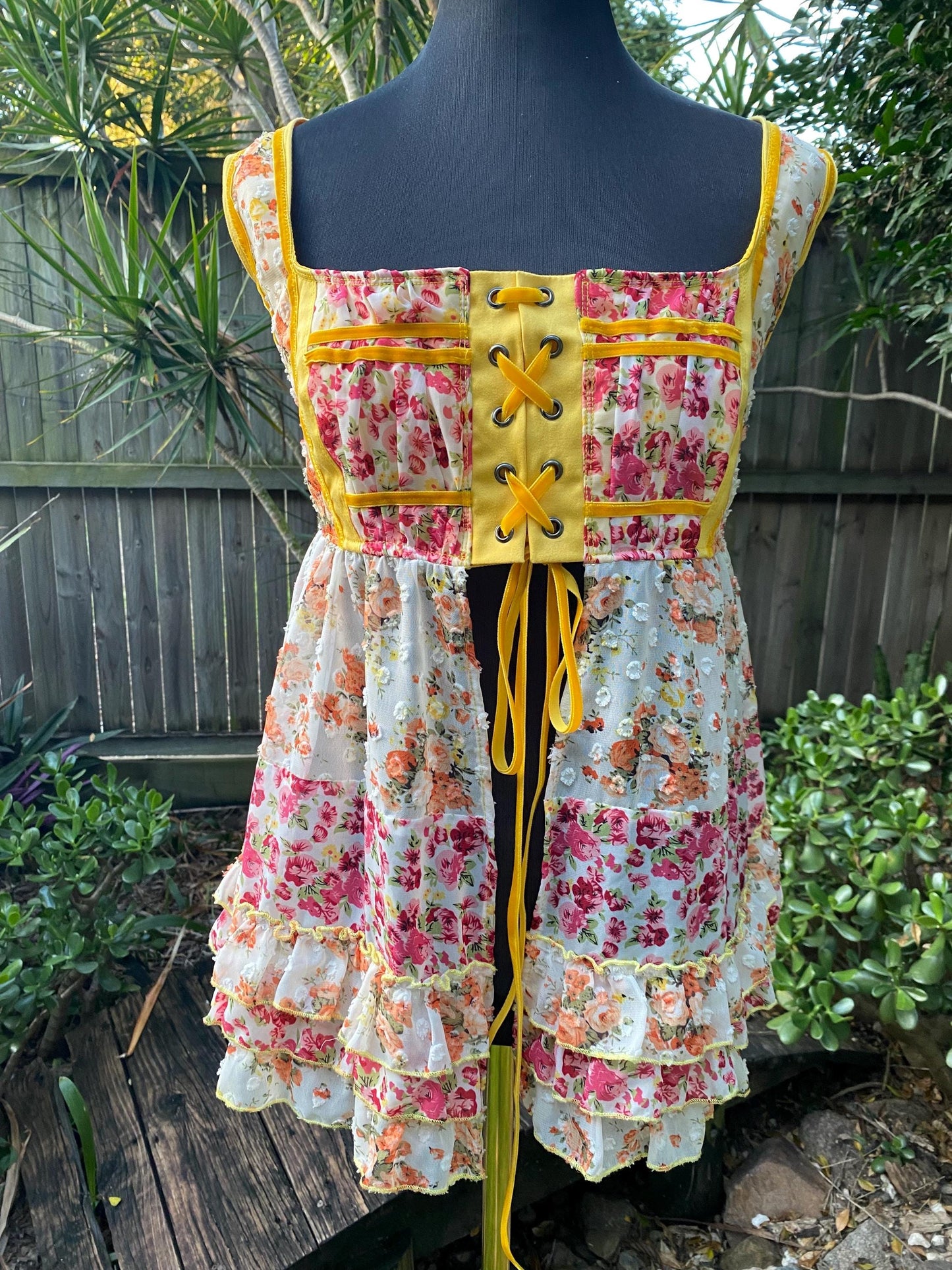 Yellow floral bodice with chiffon skirt, size Medium/Large