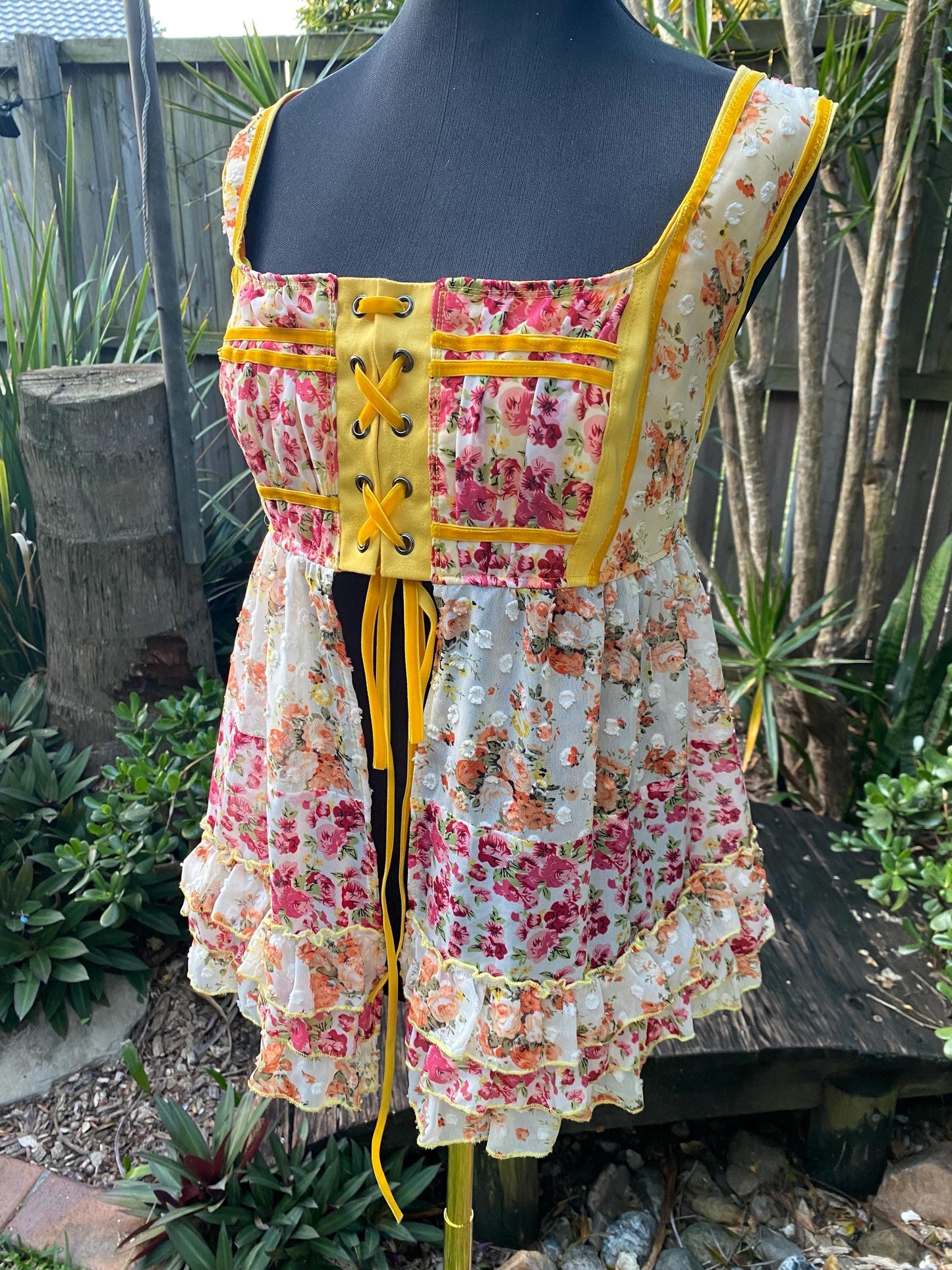 Yellow floral bodice with chiffon skirt, size Medium/Large